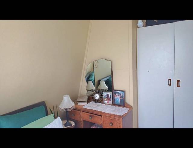 5 BEDROOM HOUSE FOR SALE IN EASTWOOD